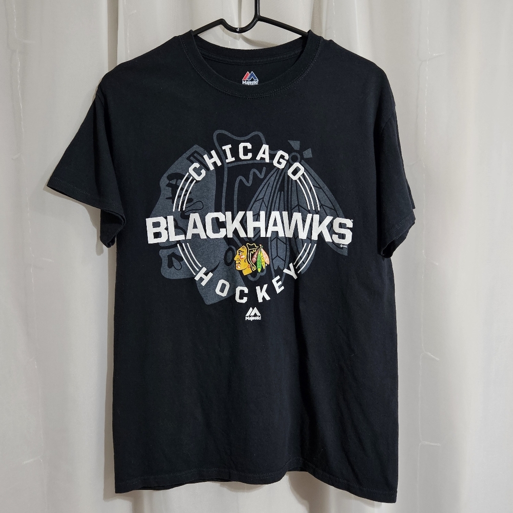 Majestic - NHL Chicago Blackhawks Short Sleeve Crewneck Hockey Tee